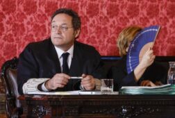 visto para sentencia el juicio contra el fiscal general del estado