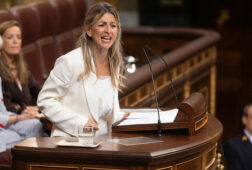 la vicepresidenta llama a movilizarse contra los jueces para salvar la democracia