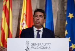 mazon dimite y pide elegir un nuevo presidente valenciano