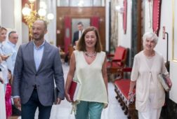 el congreso tramita las enmiendas del pp para congelar las tasas aeroportuarias y derogar el cierre de nucleares