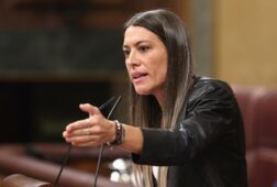 junts llama cinico e hipocrita a sanchez y le pregunta como va a gobernar ahora