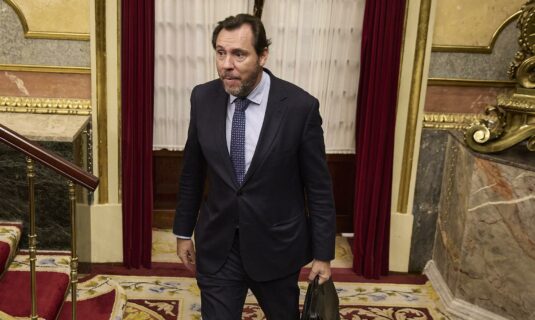 el congreso rechaza congelar las tasas de aena y pide a renfe recuperar las indemnizaciones por retraso