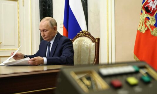 rusia preve una nueva carrera armamentistica ante los inminentes ensayos nucleares de eeuu