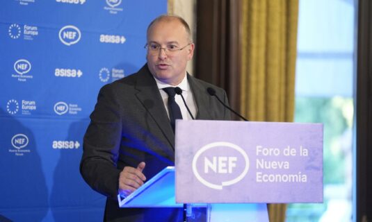 tellado promete una legislatura reconstituyente con feijoo para acabar con el sanchismo y salvar la democracia