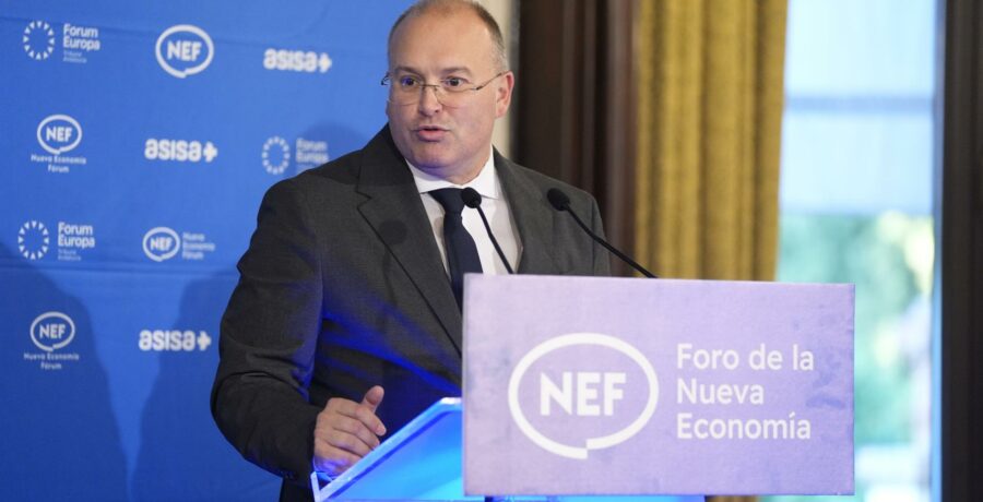 tellado promete una legislatura reconstituyente con feijoo para acabar con el sanchismo y salvar la democracia