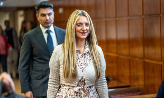 la miss asturias ligada a abalos desconocia si la colocaron en una empresa publica lo hicieron a mis espaldas