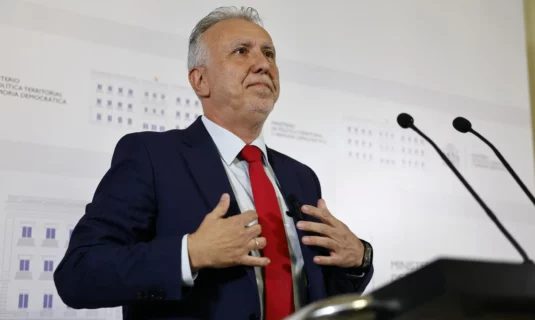 torres reitera que el informe de la uco dejo las cosas absolutamente claras y critica la difamacion del pp