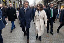 ayuso censura que se le intente utilizar para debilitar y eclipsar a feijoo