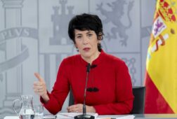 el gobierno califica como absolutamente inhumano el desalojo del b9 en badalona y apela al moderado feijoo