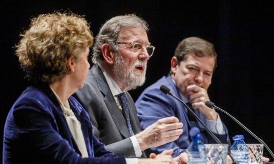 mariano rajoy llama a dignificar la politica y defiende que un presidente debe darse cuenta de cuando sobra