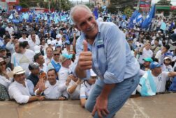 honduras empate tecnico con el favorito de trump en cabeza