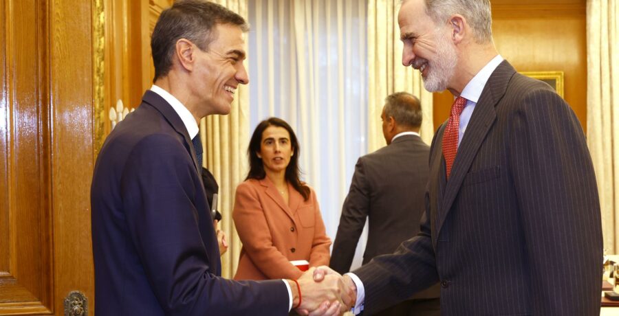 sanchez apela a la union publico privada tras el nuevo plan para 2026 de la fundacion carolina que incluye 736 becas