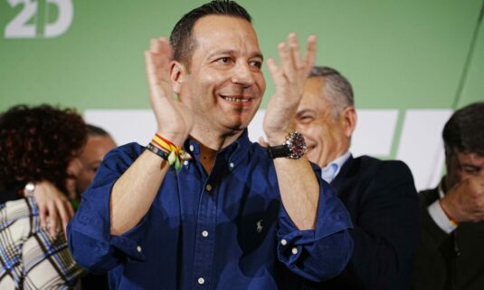 vox desvela que guardiola aun no les ha llamado e insiste en su disposicion para alcanzar un pacto en extremadura