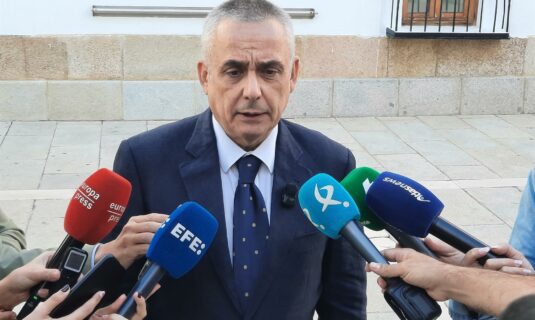 vox espera un gran resultado en extremadura y ve prematuro elucubrar sobre una entrada en el gobierno