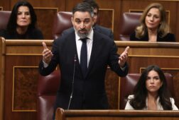 vox denuncia a la organizacion juvenil revuelta por el desvio de fondos para los afectados por la dana