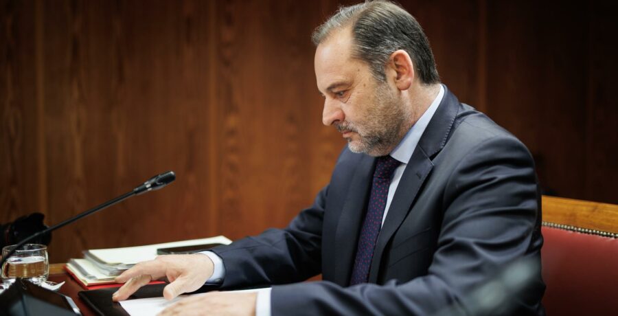 el supremo rechaza el recurso de abalos y avala la decision del juez de investigar aparte presuntos amanos de obras