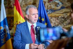 torres asegura que sanchez seguira en moncloa porque tiene un mandato de mayoria parlamentaria