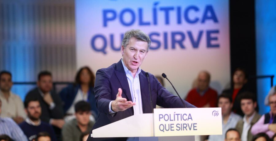 feijoo cita a sus parlamentarios en a coruna en enero para disenar la estrategia del pp ante el nuevo ciclo electoral