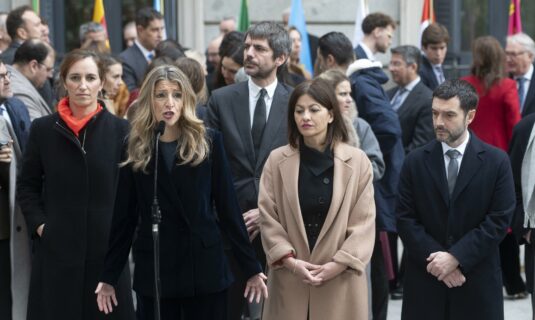 sumar reclama al psoe una cumbre para salvar y relanzar al gobierno ante la decepcion por la inaccion de sanchez