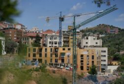 funcas elige como dato del ano la subida de precio en vivienda en el tercer trimestre la mayor en 20 anos