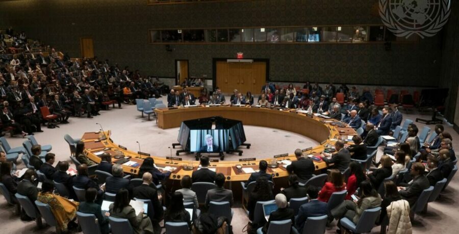 espana defiende en la onu que la fuerza jamas trae democracia y que los recursos naturales son soberania de venezuela