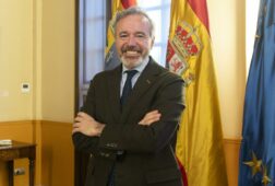 azcon todo lo que hemos sembrado lo vamos a cosechar los aragoneses los proximos anos