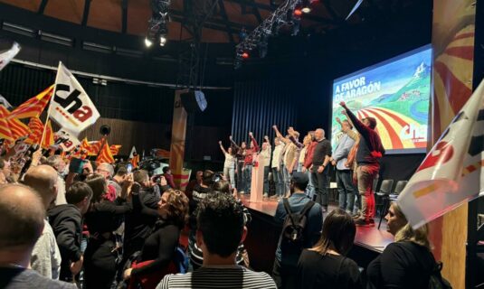 pueyo cha afirma las elecciones las convocaron feijoo ayuso y el ayuso de secano que esta vendiendo aragon