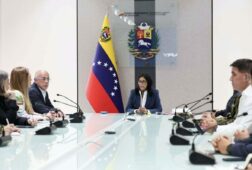 venezuela tsj ordena a delcy como presidenta encargada