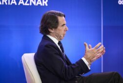 la faes de aznar rechaza la colonizacion de venezuela apuesta por la oposicion y critica la torpeza de trump
