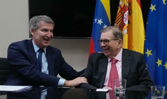 feijoo se reune con edmundo gonzalez y defiende la caida completa del chavismo