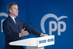 feijoo destaca que la entrada de espana en la ue hace 40 anos supuso un reconocimiento a la ejemplar transicion