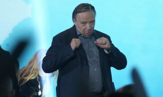 quebec francois legault anuncia su dimision como primer ministro
