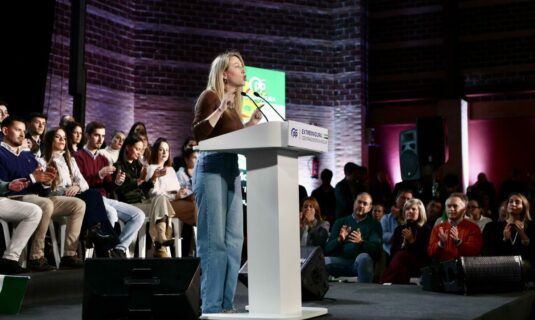 el pp da la bienvenida aboga el dialogo con discrecion con vox en extremadura