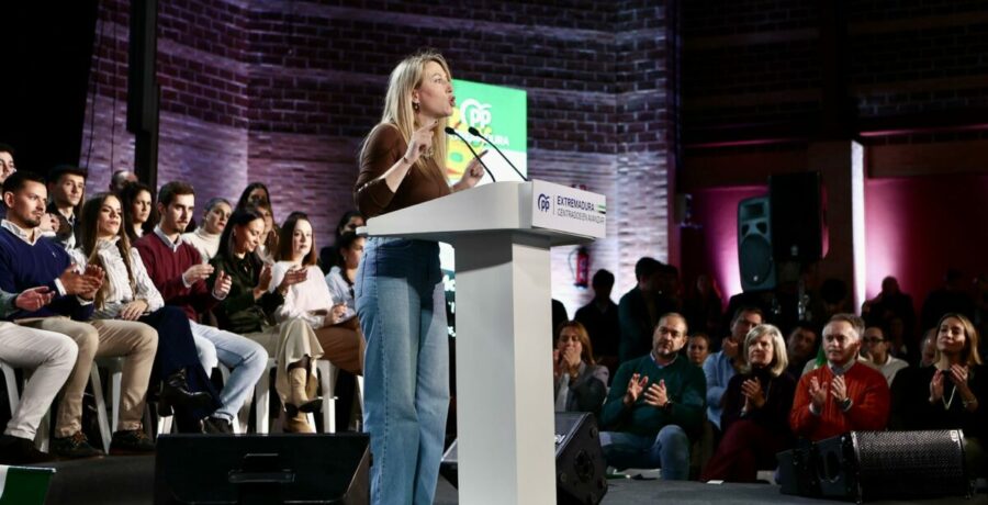 el pp da la bienvenida aboga el dialogo con discrecion con vox en extremadura