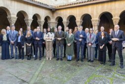 azcon dice que vox no tiene ninguna intencion de volver al gobierno de aragon y tacha de incoherente a alegria