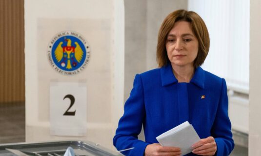 rumoldavia la presidenta moldava afirma que votaria por la reunificacion con rumania