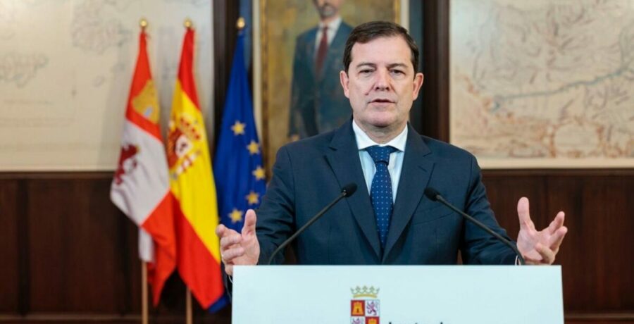 manueco comparecera el lunes para informar sobre la proxima cita electoral en cyl y agota mandato