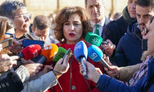 montero cree que si el espacio a la izquierda la del psoe se reordena como pide maillo beneficiara a los progresistas