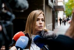 pilar bernabe critica que a feijoo le de pereza contestar a la jueza de la dana y le insta a comparecer personalmente