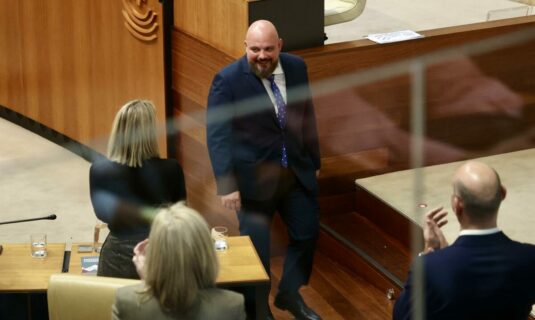 manuel naharro del pp elegido nuevo presidente de la asamblea de extremadura en segunda votacion