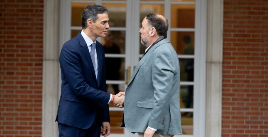 sanchez se reunio en dos ocasiones en secreto con junqueras para negociar la financiacion autonomica