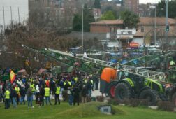 el campo vuelve a las calles desde hoy al 30 de enero en protesta por recortes de la pac y mercosur