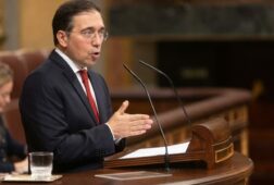 albares sobre el envio de tropas a groenlandia la decision se tomara cuando haya una composicion de lugar