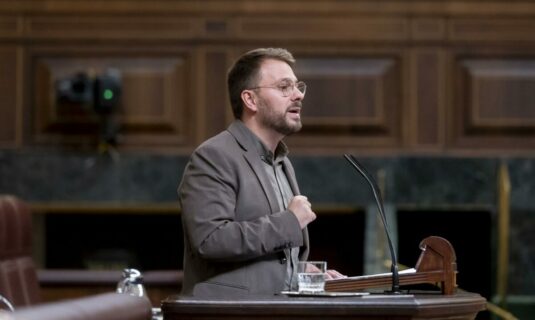 compromis tras los mensajes de feijoo a mazon el 29o se preocupa mas por el relato que por el rescate