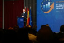 feijoo ante la firma de mercosur hay hartazgo por normas ideologicas que impiden trabajar en igualdad de condiciones