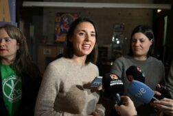 irene montero sobre el acto de ayuso y azcon en zaragoza los comerciales de quiron hacen campana en aragon