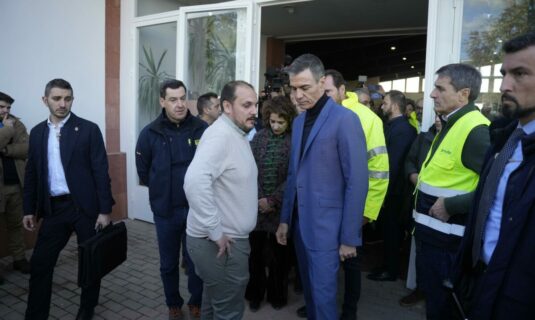 sanchez promete dar con la verdad para esclarecer las causas de la tragedia y alerta contra los bulos