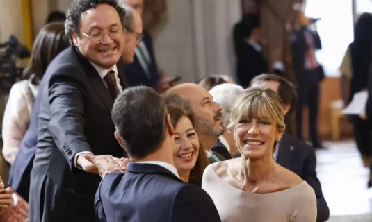 el gobierno inicia el tramite de indulto al ex fiscal general