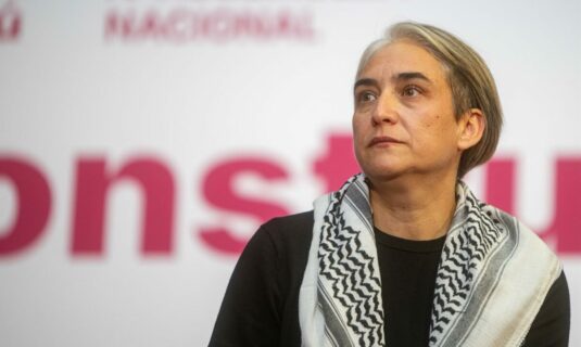 colau aboga por una primavera politica y pide unidad de las fuerzas progresistas para parar a la extrema derecha