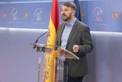 alberto ibanez urge a compromis a liderar una lista que sume de forma generosa a iu sumar podemos y erc